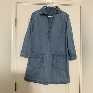 Old navy denim long sleeve mini dress. Size Medium